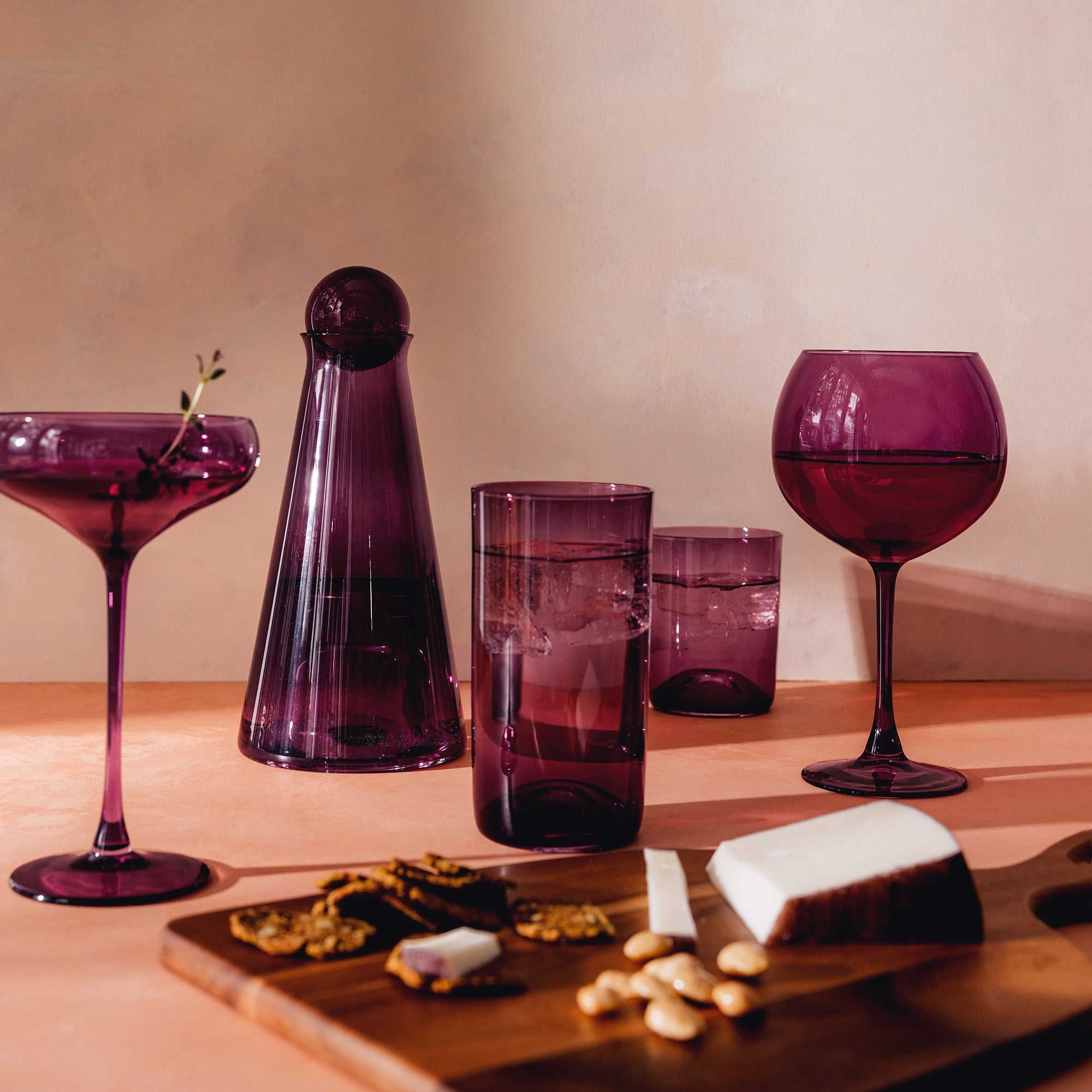Thyme &amp; Table 20 fl oz Magenta Sphere Drinking Glasses, Set of 4
