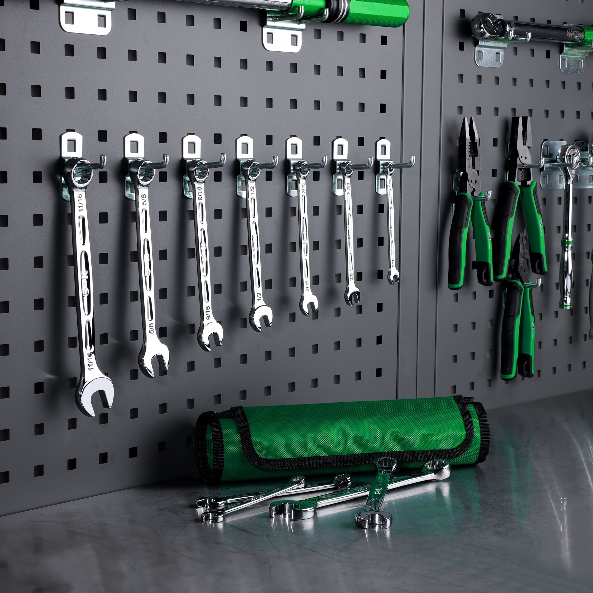 SK Hand Tools SK01365 8-Piece SAE Combination Wrench Set, 360 Degree Rotation - Image 4